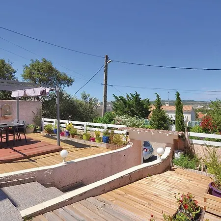 Impasse Des Alpilles * Les Angles (Gard)